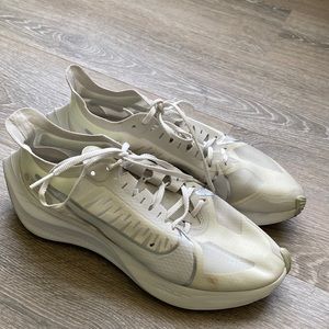 Nike Zoom Gravity Platinum Tint/Metallic Silver Women's